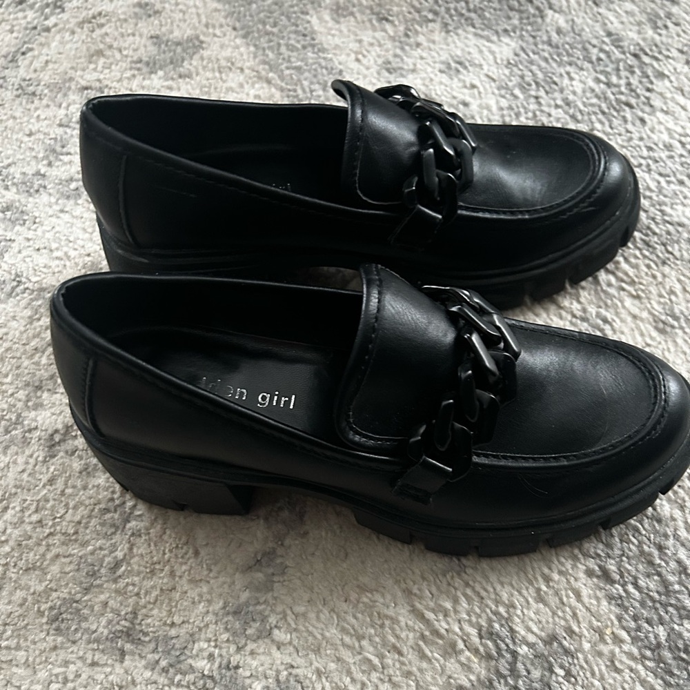 Madden Girl Hoxtonn loafers